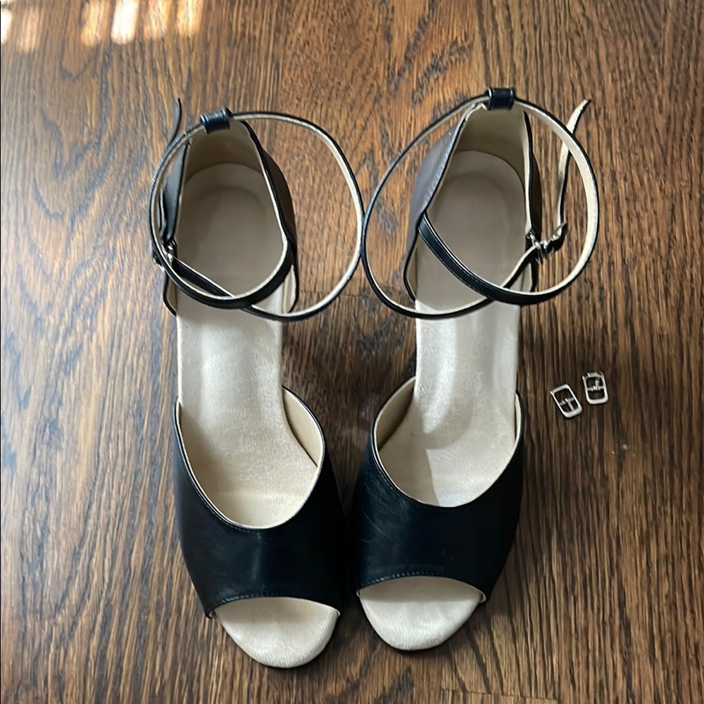 Elegant Black Ankle Strap Women's Shoes